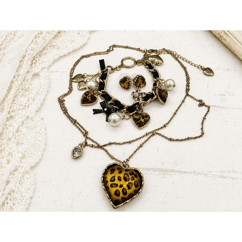 Rare Betsey Johnson Leopard Heart Necklace Bracelet Earrings 3pc Jewelry Set